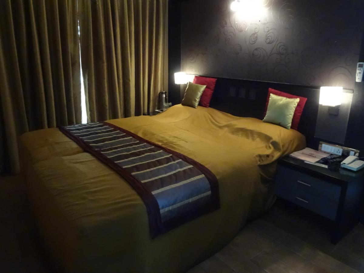 Hotel Sampoorna Mumbai Rum bild